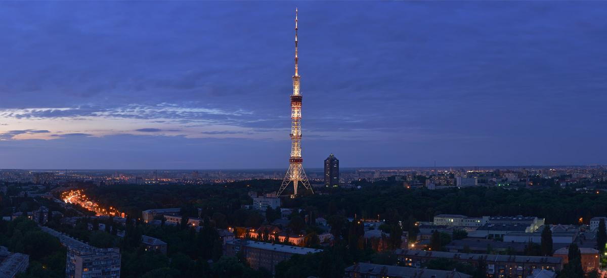 Rosjanie uderzyli w wieżę z nadajnikami w Kijowie. Chcą odciąć Ukraińców od telewizji