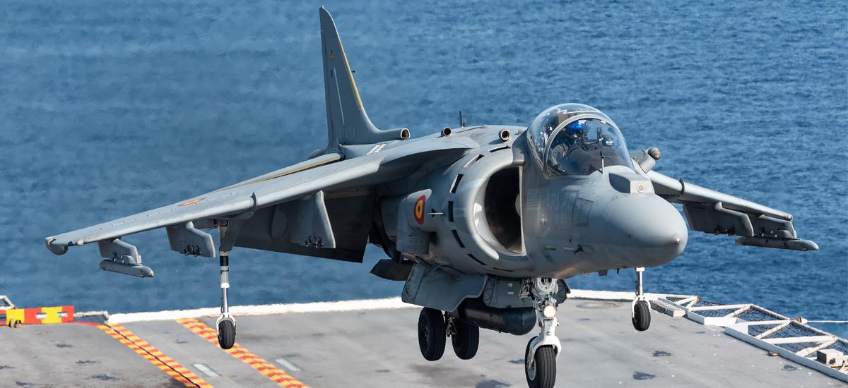 Harrier AV-8B: samolot myśliwski pionowego startu i lądowania