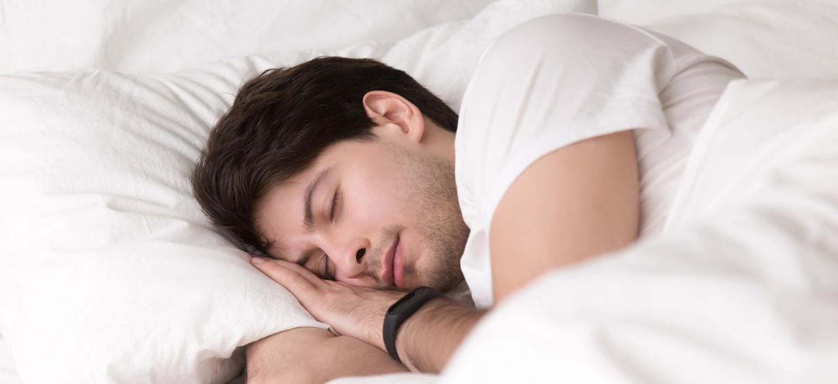 Naukowcy rozwiązali zagadkę ruchów gałek ocznych w czasie snu