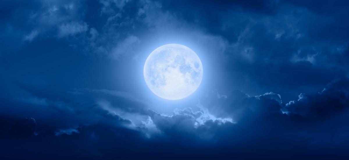 Pełnia Księżyca - wrzesień 2022. Kiedy jest Księżyc Żniwiarzy?