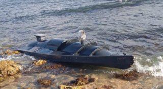 Tajemniczy ukraiński pływający dron-kamikadze z bombą i anteną do Starlinka