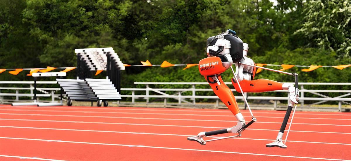 Robot właśnie pobił rekord w biegu na 100 metrów