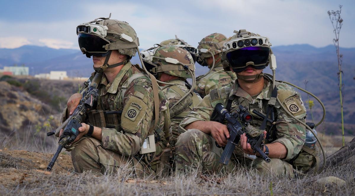 Nowe futurystyczne gogle dla amerykańskiej armii to niewypał. Powodują ból i zawroty głowy