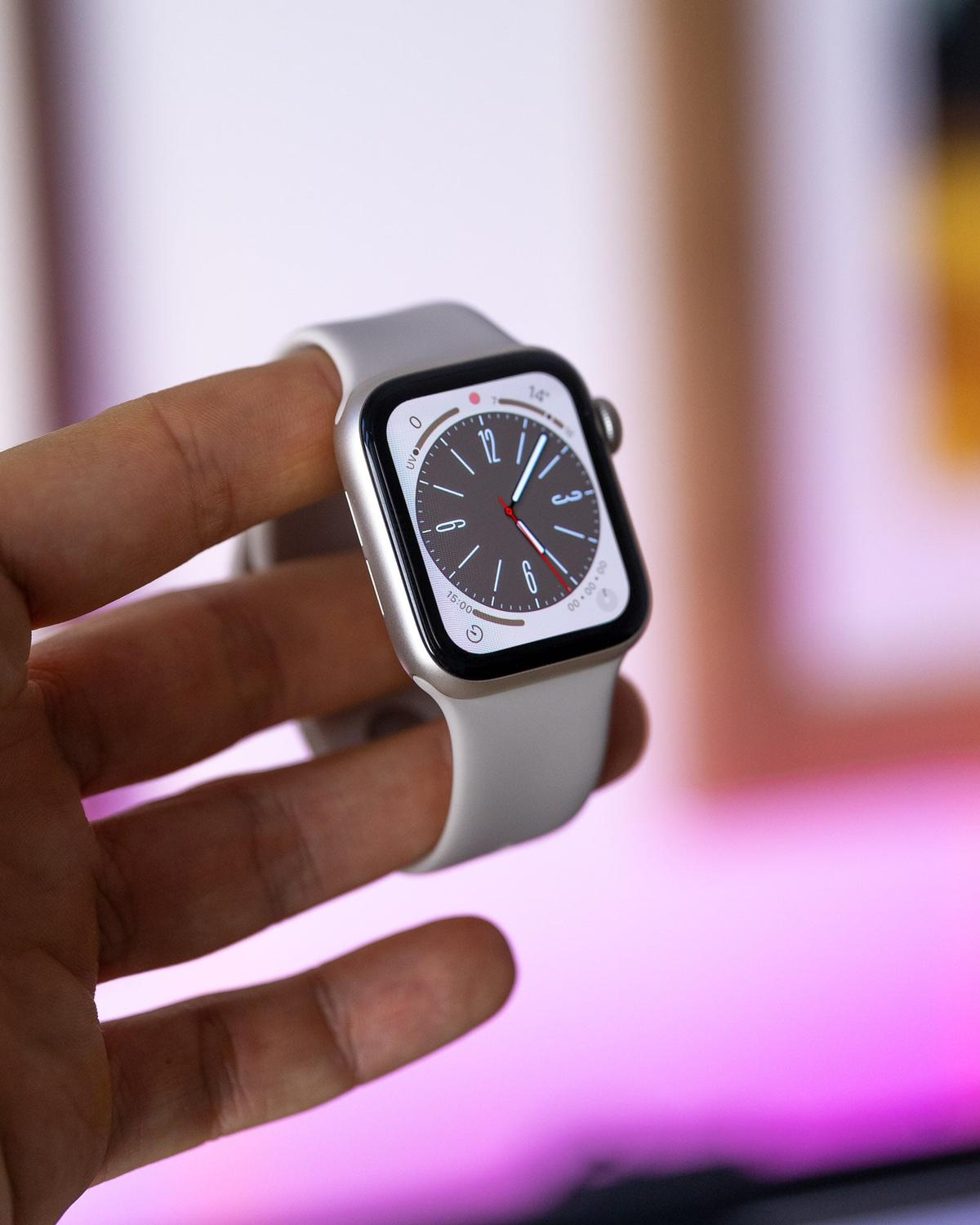 Apple Watch SE (2022) 40 mm 