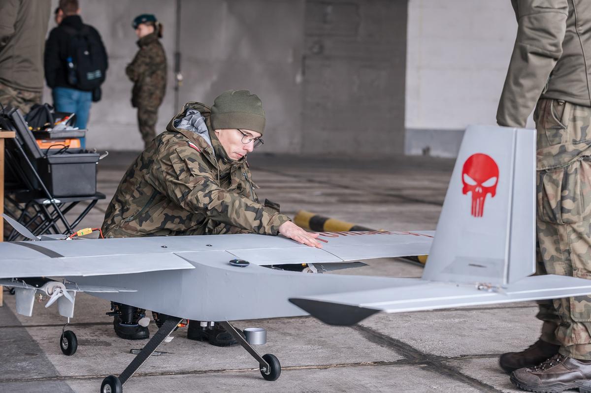 Polskie bojowe drony przyszłości. Zasila je słońce i mają ogromną siłę ognia