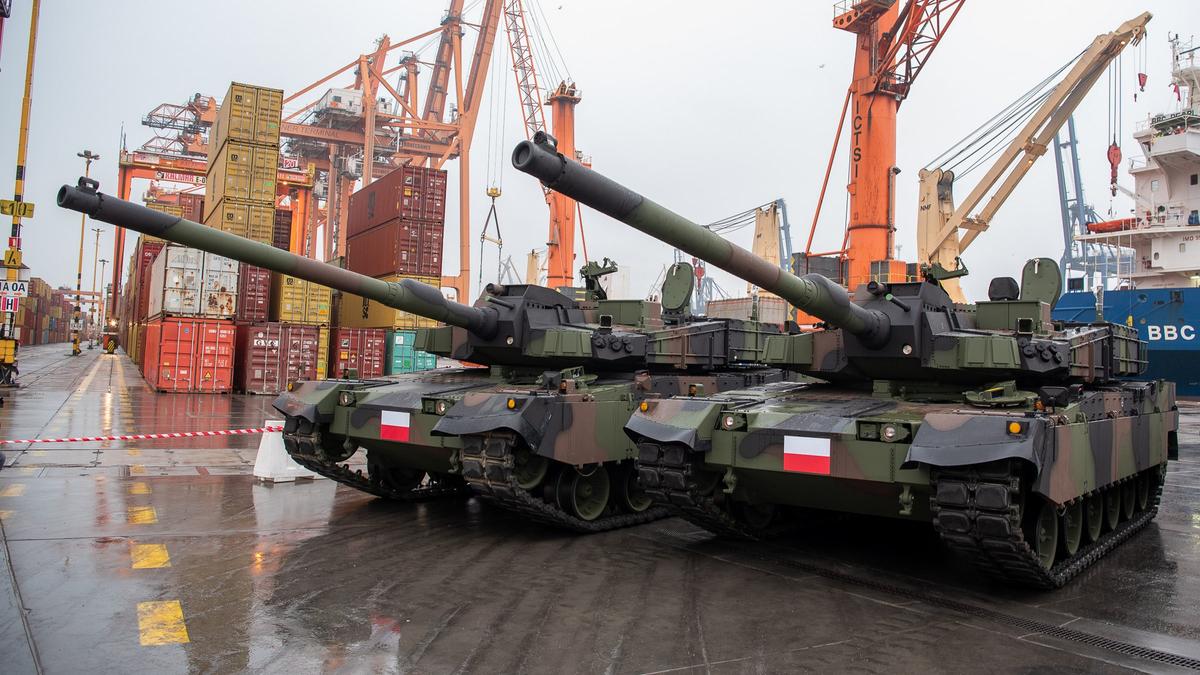 Polska kupiła najdroższe czołgi na świecie. K2 są już w naszym kraju