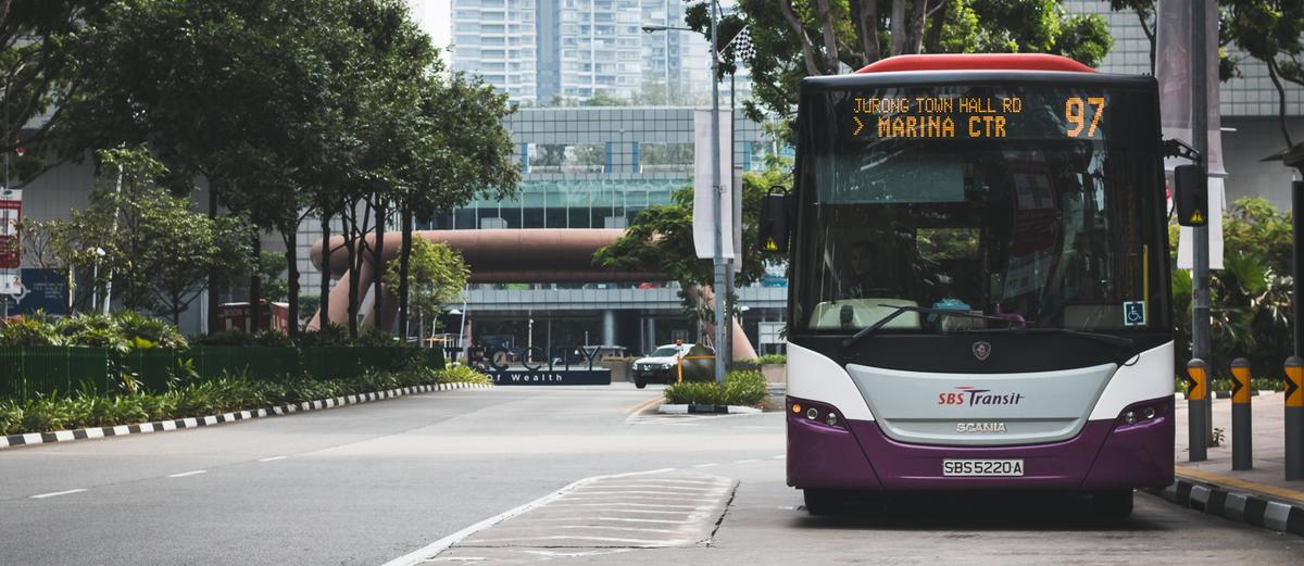Na autobus czeka się 2 minuty i nie ma tu kanarów. Singapur ma najlepszą komunikację publiczną na świecie
