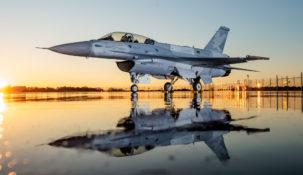 W Polsce powstają kluczowe części do legendarnego samolotu. Bez nich F-16 nie poleci