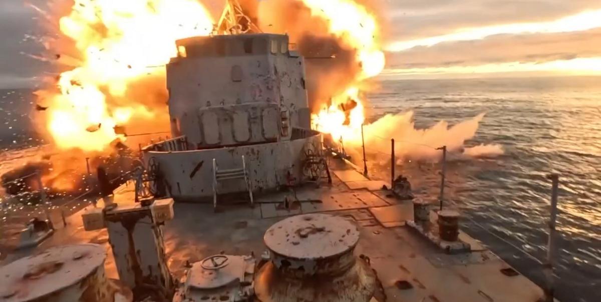 Naval Strike Missile (NSM) - te pociski bronią polskiego wybrzeża. Norwegowie pokazali wideo z ataku