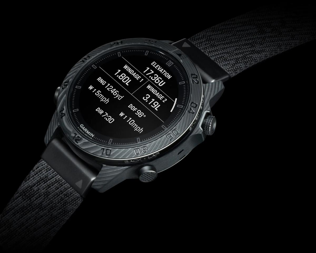 Garmin pokazał trzy przepiękne zegarki: MARQ Athlete Carbon, Golfer Carbon i Commander Carbon Cena? Nie pytaj