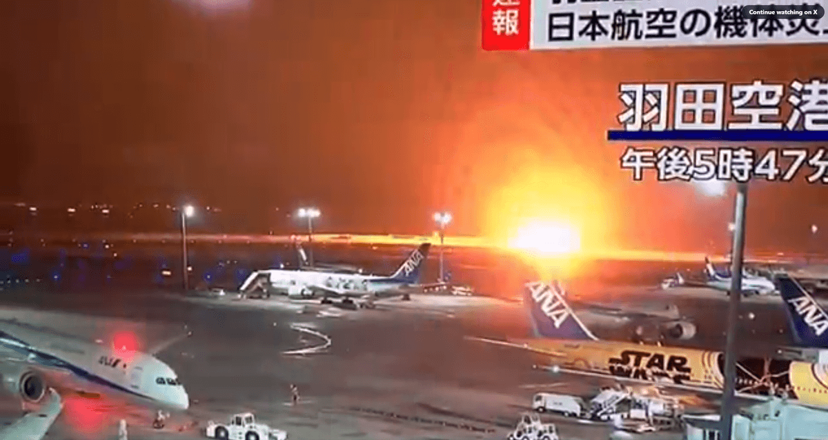 Katastrofa lotnicza w Japonii. Samolot z 379 pasażerami stanął w wielkich płomieniach