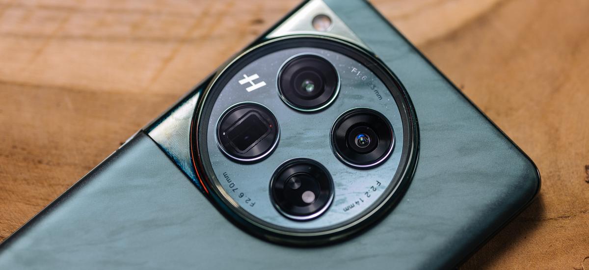 Oto co potrafi aparat w smartfonie OnePlus 12. Porównanie z iPhone'em 15 Pro Max