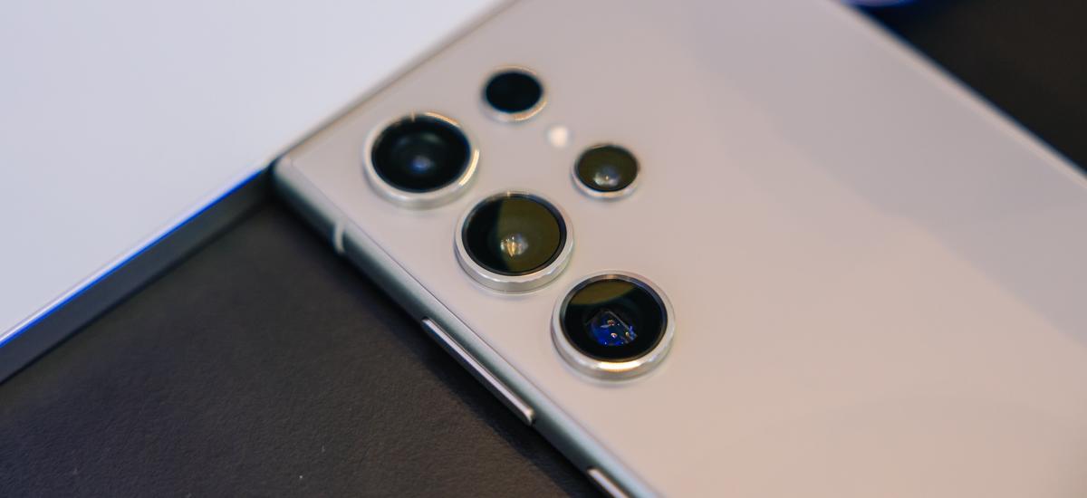 Samsung Galaxy S24 Ultra kontra reszta świata. Porównanie z innymi smartfonami z Androidem