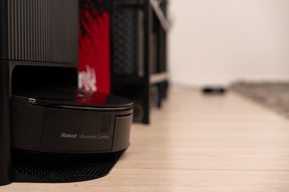 Roomba Combo j9+ - recenzja iRobota sprzątającego z funkcją mopowania 