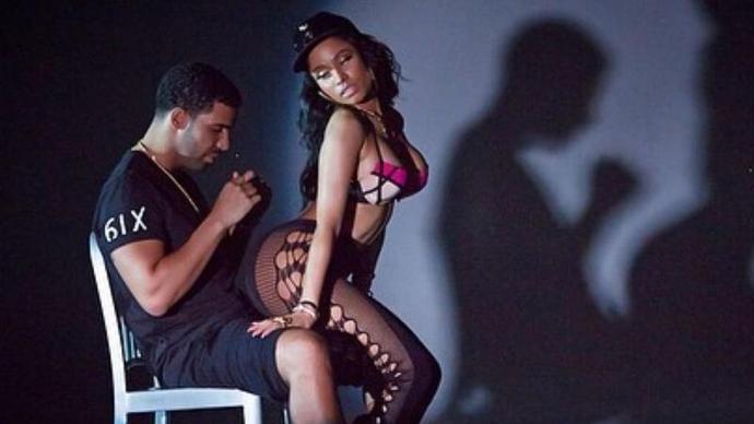 Nicki Minaj macha mi swoją pupą przed oczami. &#8222;Anaconda&#8221; robi furorę w Sieci