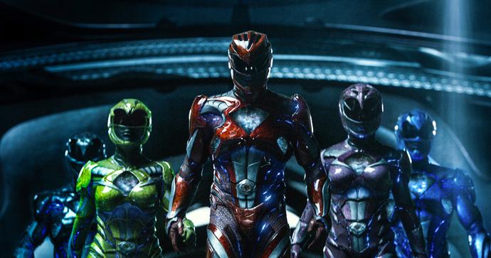 Power Rangers recenzja film 2017 - bohaterowie w strojach