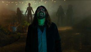 Najbardziej rock&#038;rollowy horror tego roku wchodzi na HBO Max. Foo Fighters wreszcie brzmi dobrze